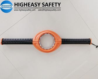 Drill Pipe Connection Guide Allows The Handlers To Keep Hands Clear Of Potential Pinch Point Areas